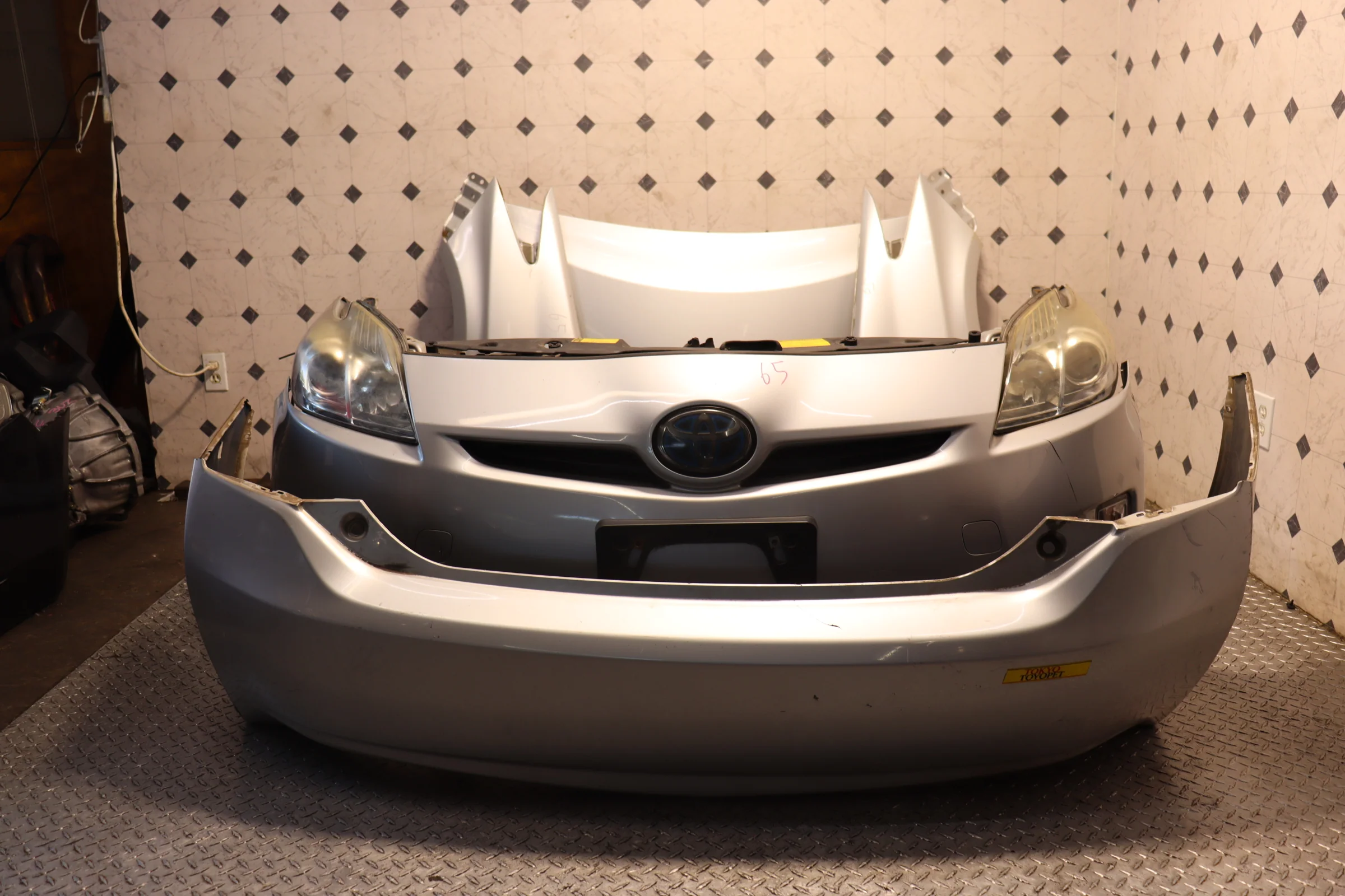 JDM 10-15 TOYOTA PRIUS HYBRID NOSECUT REPLACEMENT W/HOOD & FENDERS (Silver) - Image 4